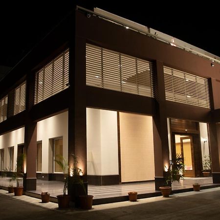 Hotel Rajhans Abhinandan 보팔 외부 사진