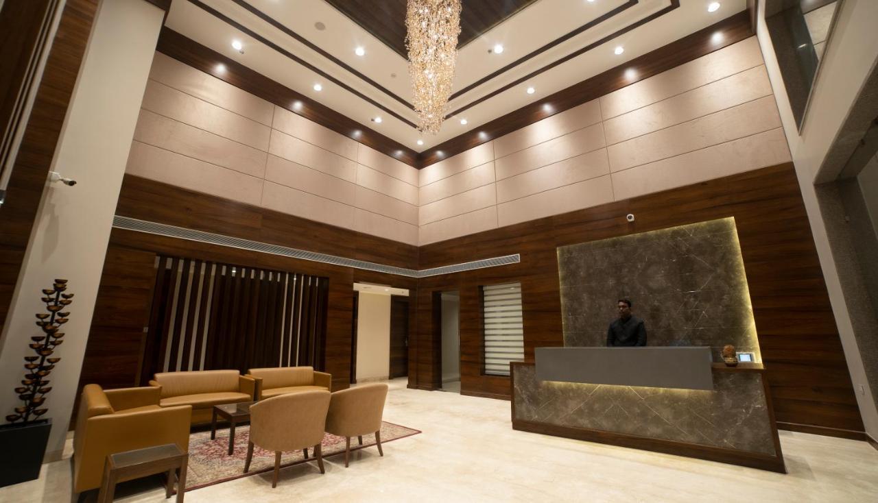 Hotel Rajhans Abhinandan 보팔 외부 사진