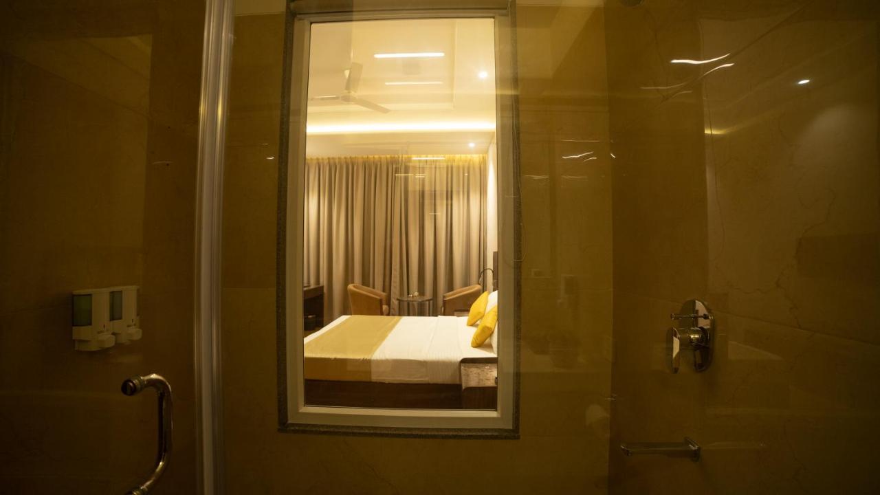 Hotel Rajhans Abhinandan 보팔 외부 사진
