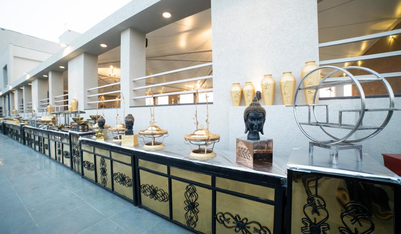 Hotel Rajhans Abhinandan 보팔 외부 사진