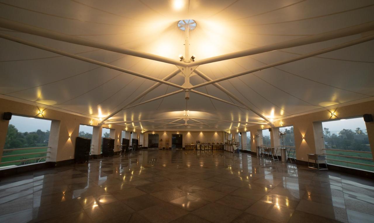 Hotel Rajhans Abhinandan 보팔 외부 사진