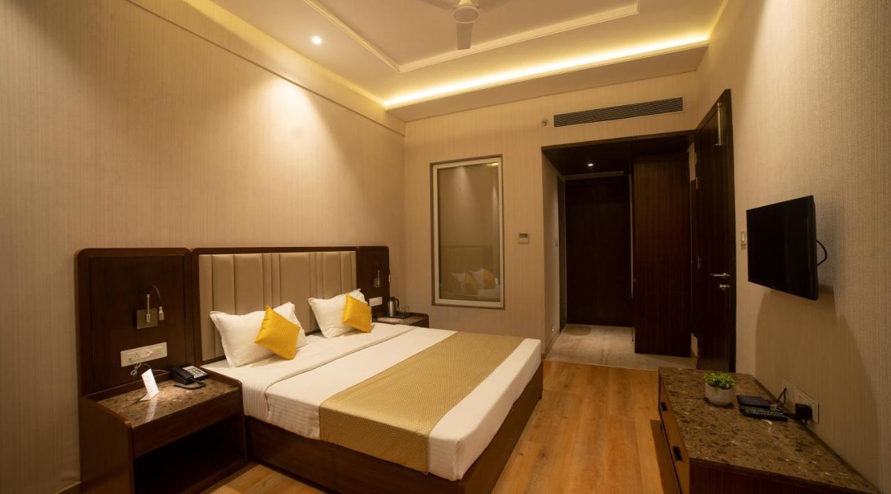 Hotel Rajhans Abhinandan 보팔 외부 사진