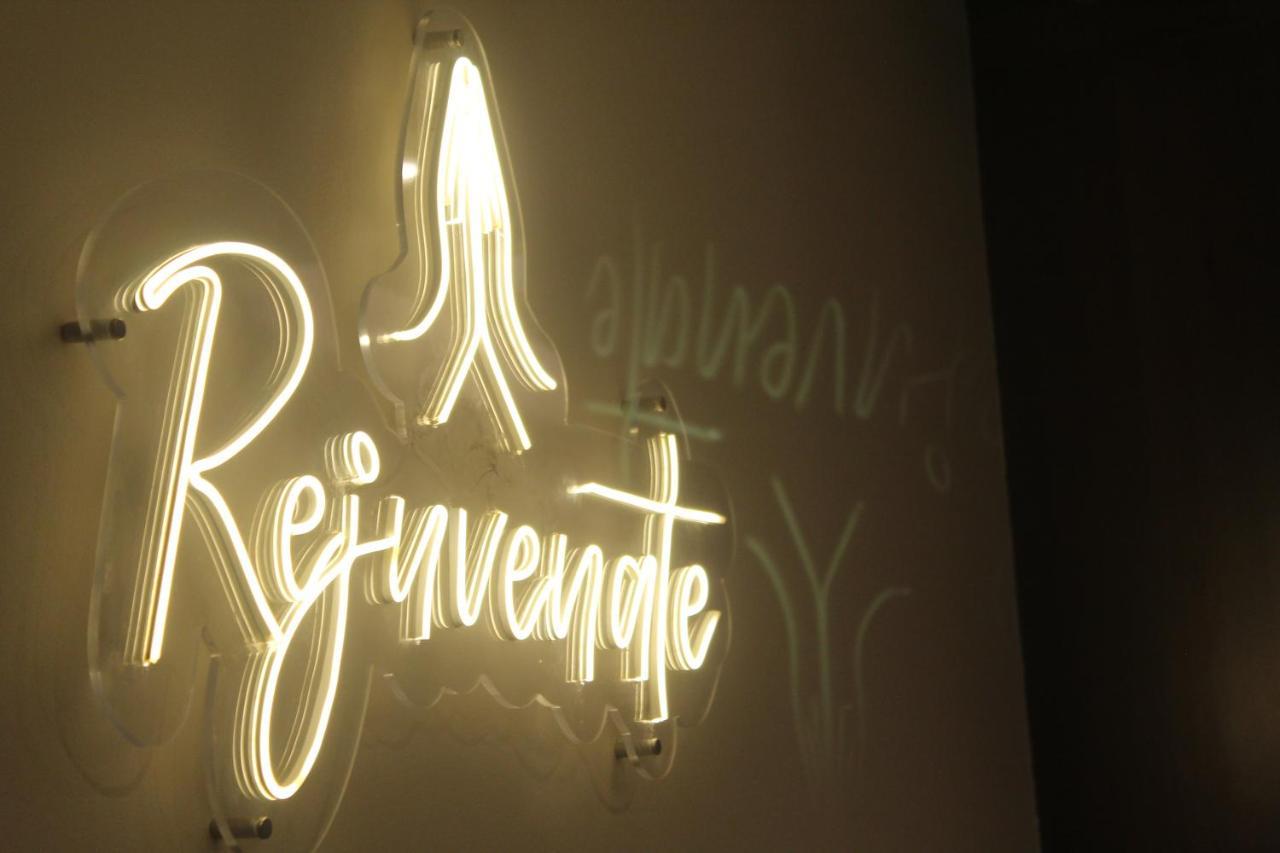 Hotel Rajhans Abhinandan 보팔 외부 사진